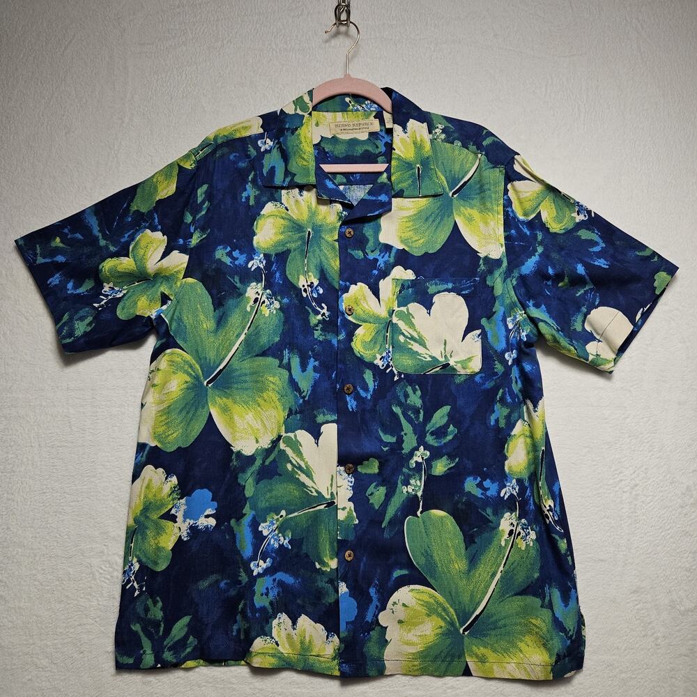 Vintage Hawaiian Silk Camp Shirt Island Republic Mens L Floral‎ Coastal Beachy